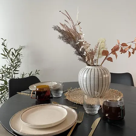 アパート Beautiful Loft With Glazed Balcony タンペレ